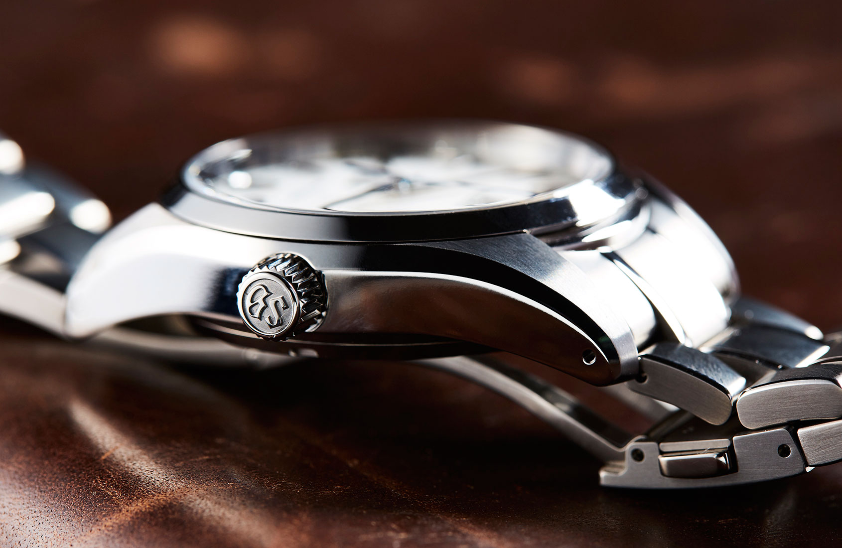robust elegance