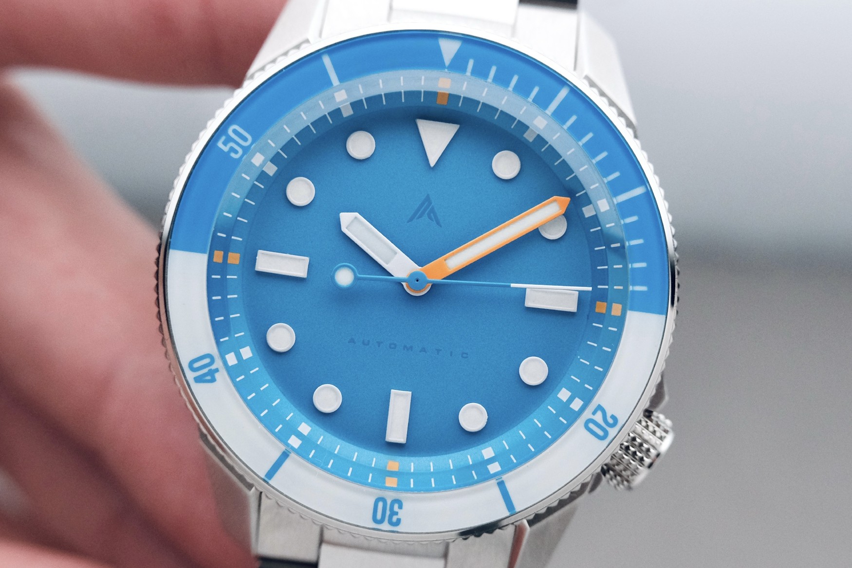 Namica Shirahama 2 Ultra Blue dial