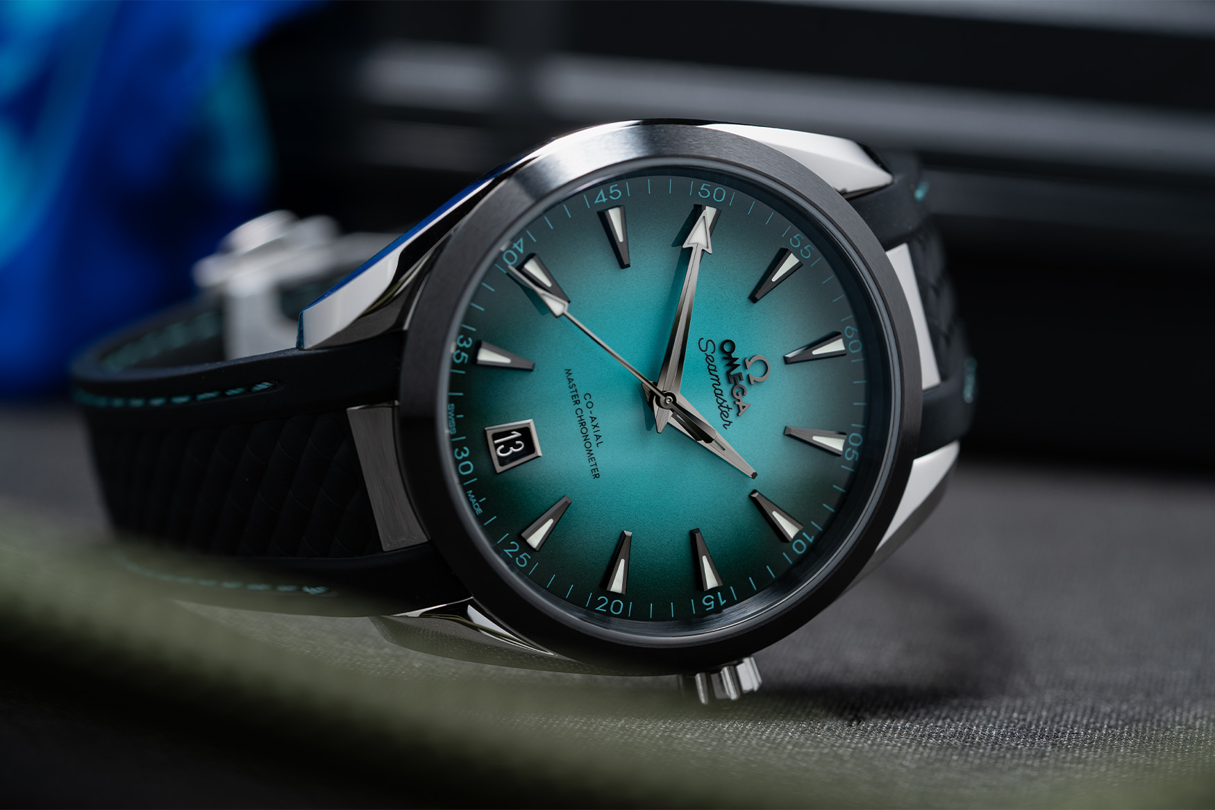 omega aqua terra turqouise 41mm dial