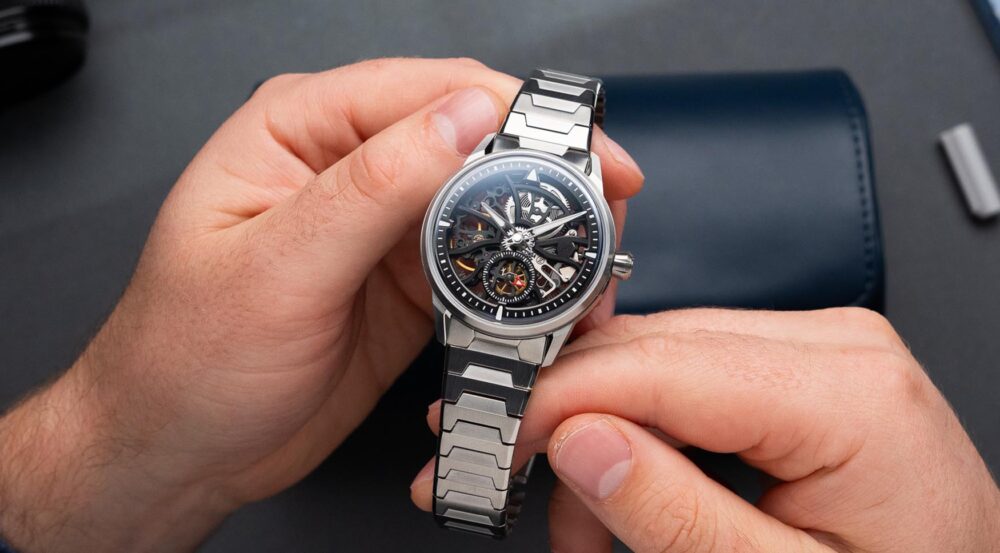 Why the Zelos Skyraider 40 Skeleton Titanium is totally unique